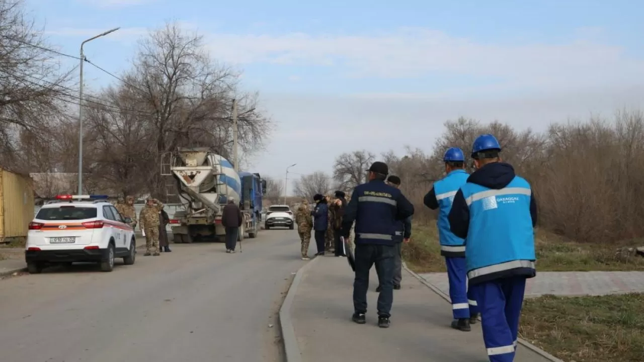 Алматыда әлеуметтік тұрғыдан осал тұрғындарды газбен қамту жалғасып жатыр