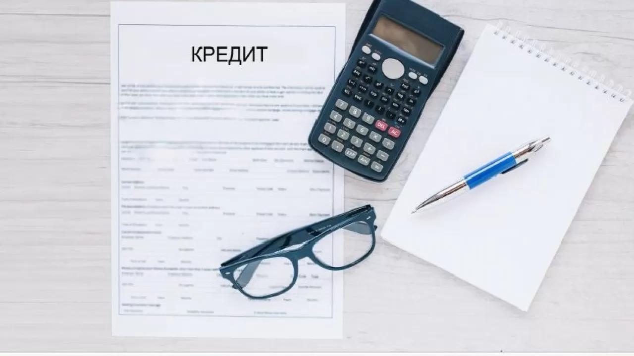 Казахстанцам разрешили закрывать кредиты без штрафов 