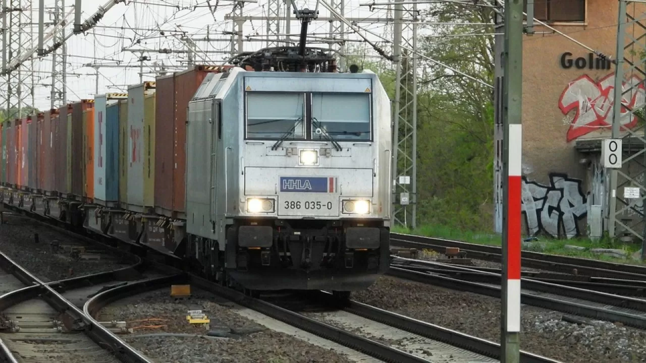 Контейнерные поезда из Китая бьют рекорды транзита по Среднему коридору 