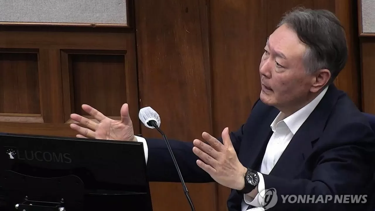 Мятежный экс-президент Южной Кореи может провести в тюрьме до 10 лет