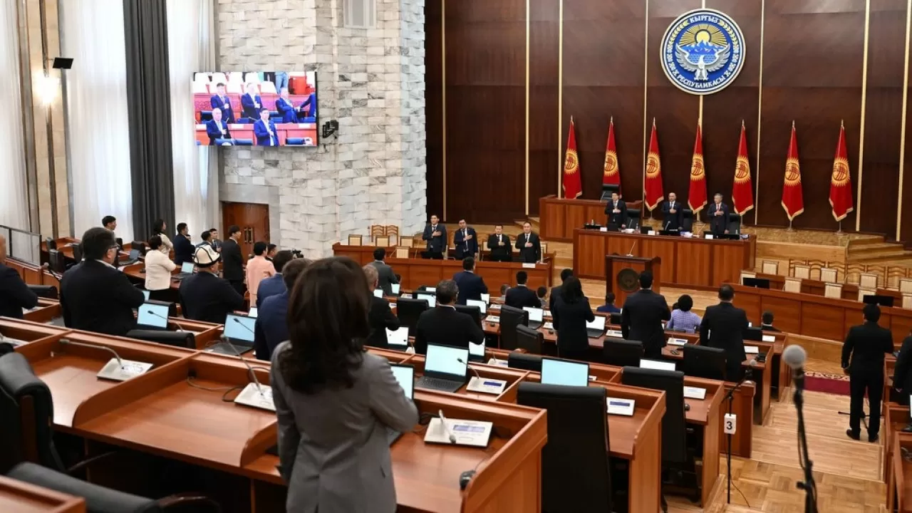 Көрші елде билік басына әйелдер келіп жатыр