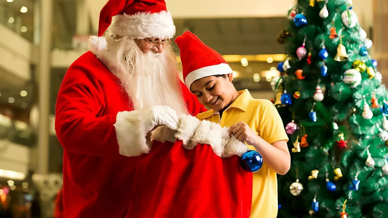 Надо ли говорить ребенку, что Дед Мороз не миллионер и ему тоже нужны деньги 