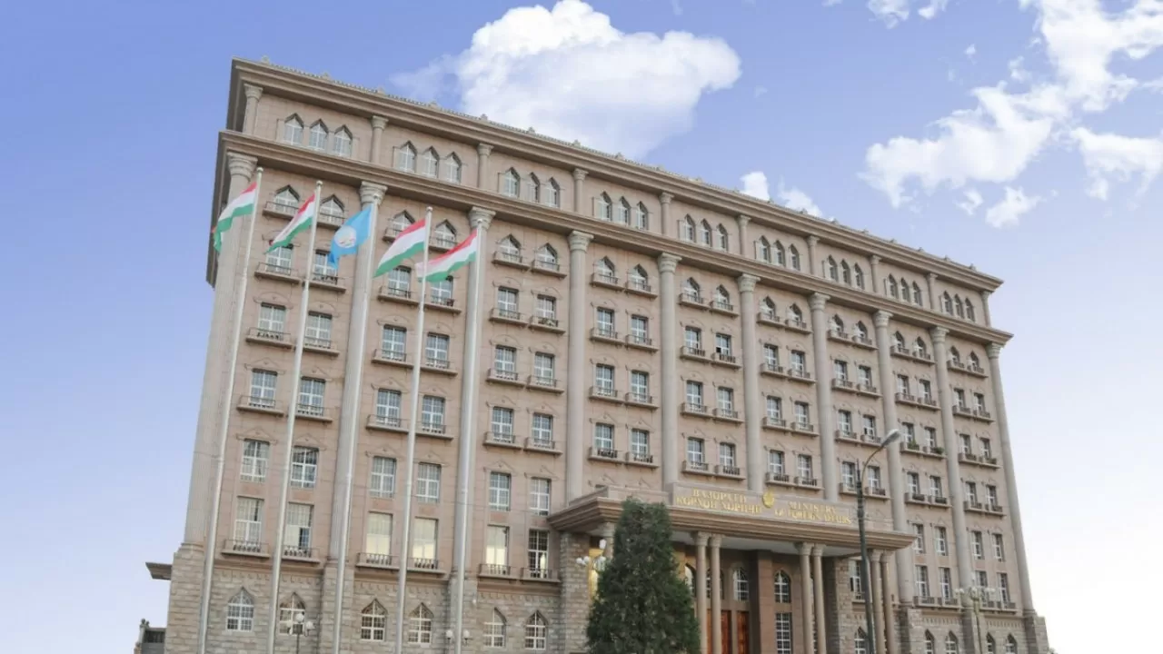 МИД Таджикистана опроверг информацию о переговорах с ОДКБ по границе