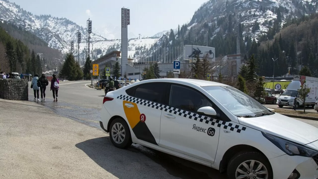 Монополияға қарсы агенттік Яндекс такси бағасына қатысты ескерту жасады