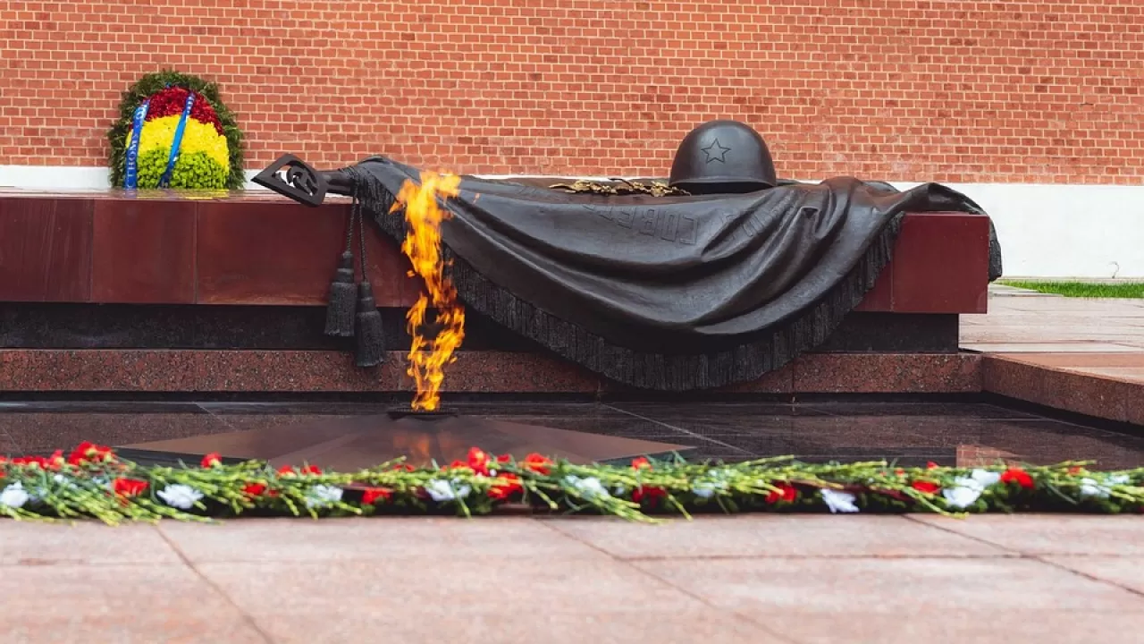 От памяти Неизвестному солдату до 3D-графики отмечают 3 декабря 