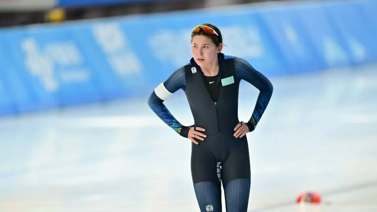 Этап Кубка мира: казахстанские конькобежцы завоевали сразу 11 медалей в Италии 