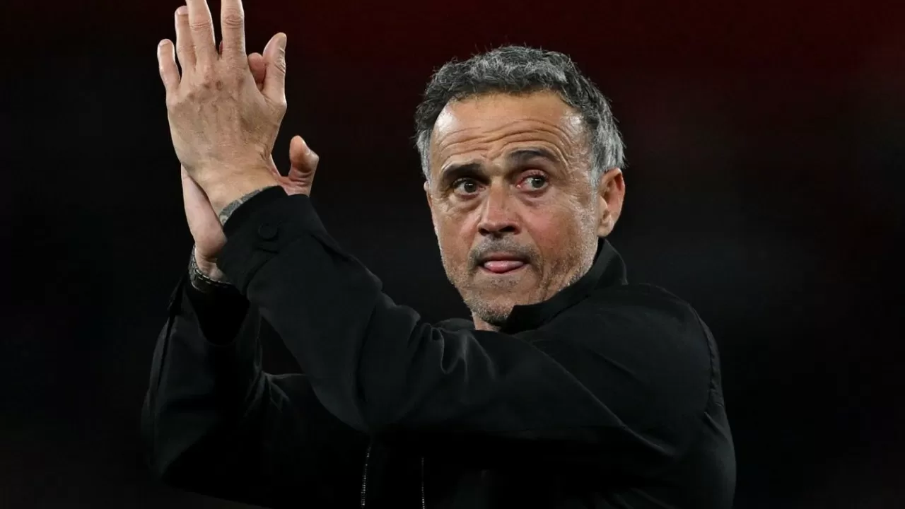 ПСЖ бас бапкеріне футбол тарихында бұрын-соңды болмаған келісімшарт ұсынбақ