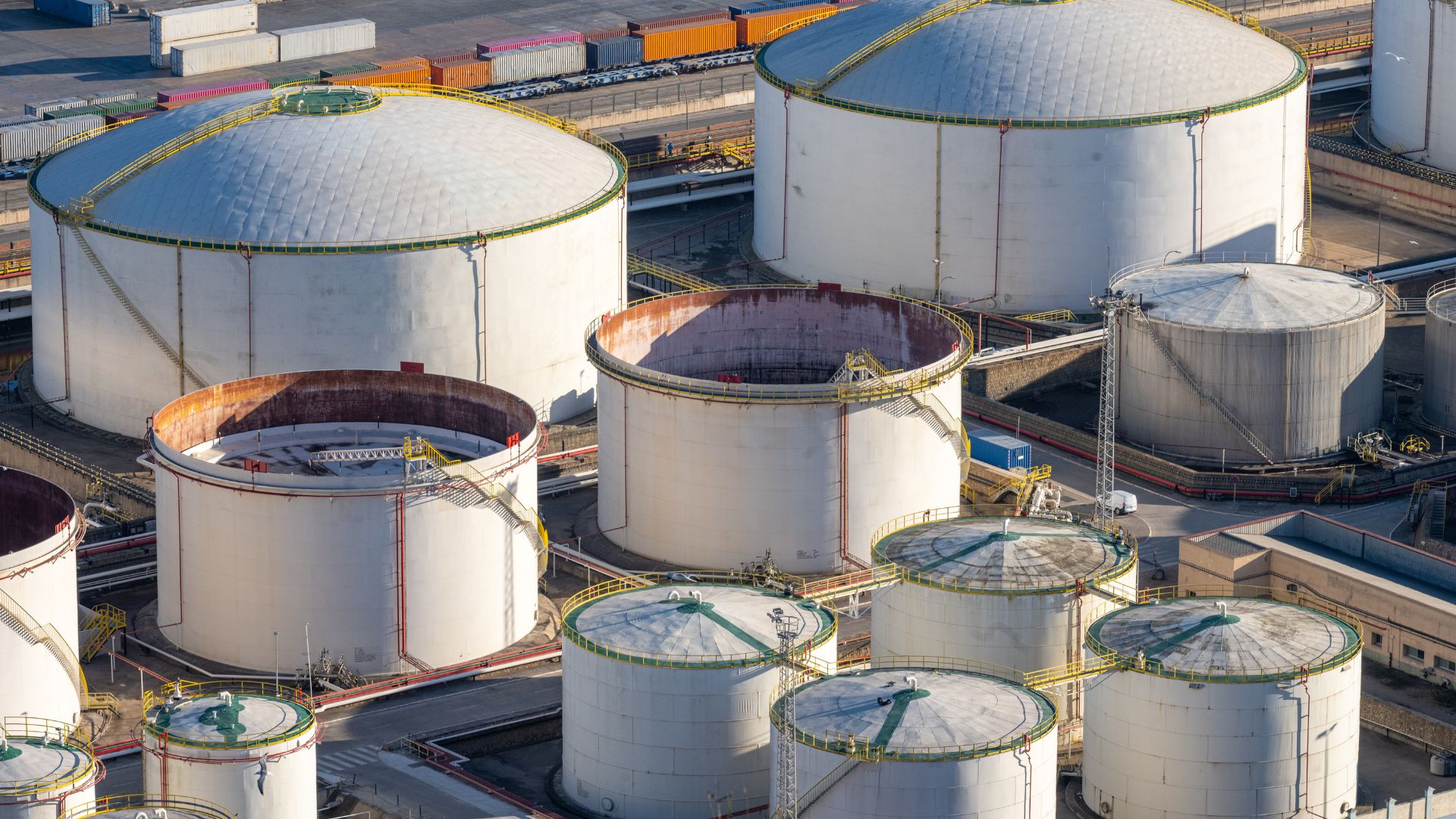 2026 жылдан бастап есеп құралынсыз мұнай базалары нарықтан шеттетілуі мүмкін