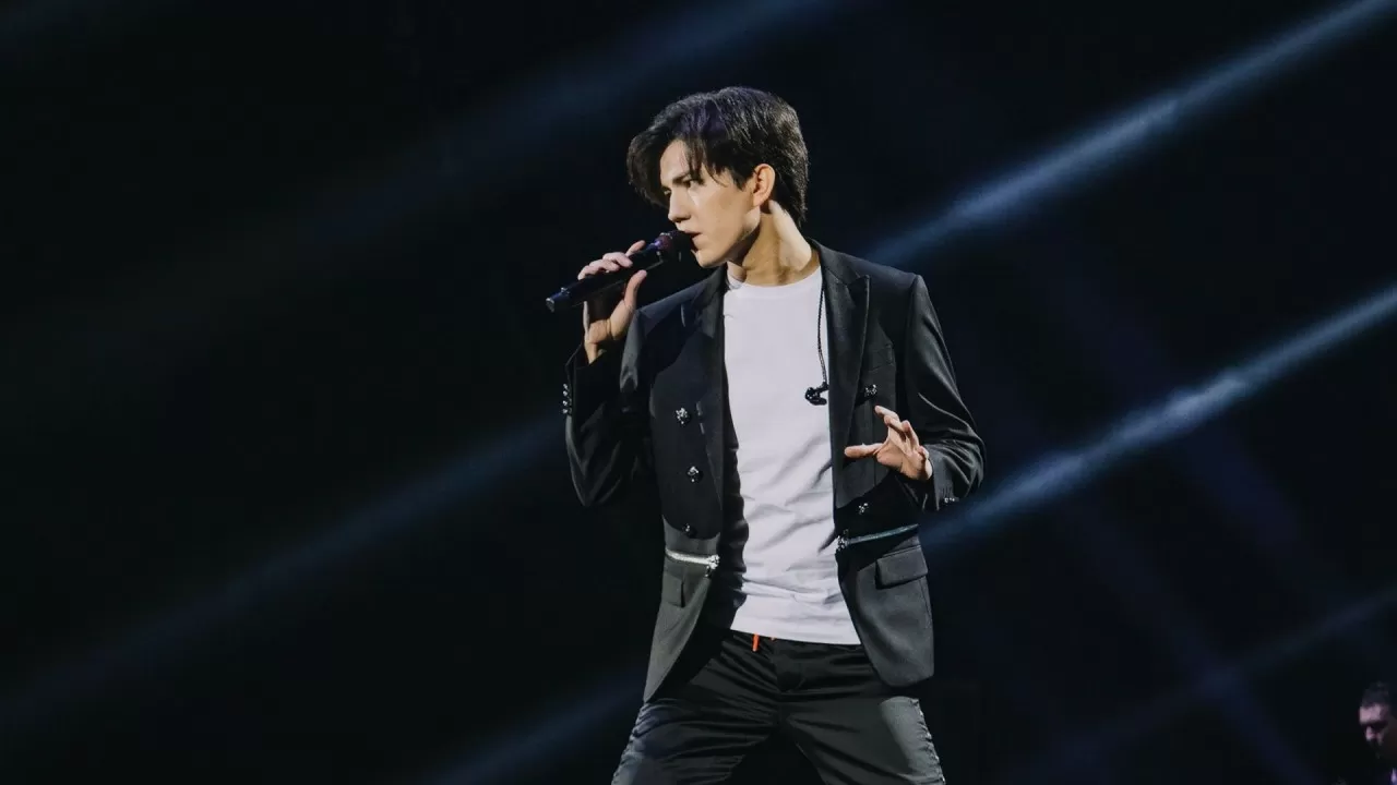 Димаш Құдайберген туралы кітап жарыққа шықты