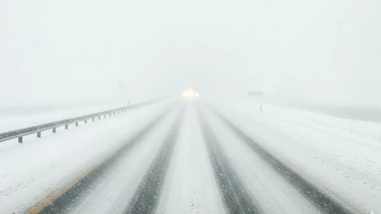 Штормовой удар по Казахстану: снег, метель, туман и гололед