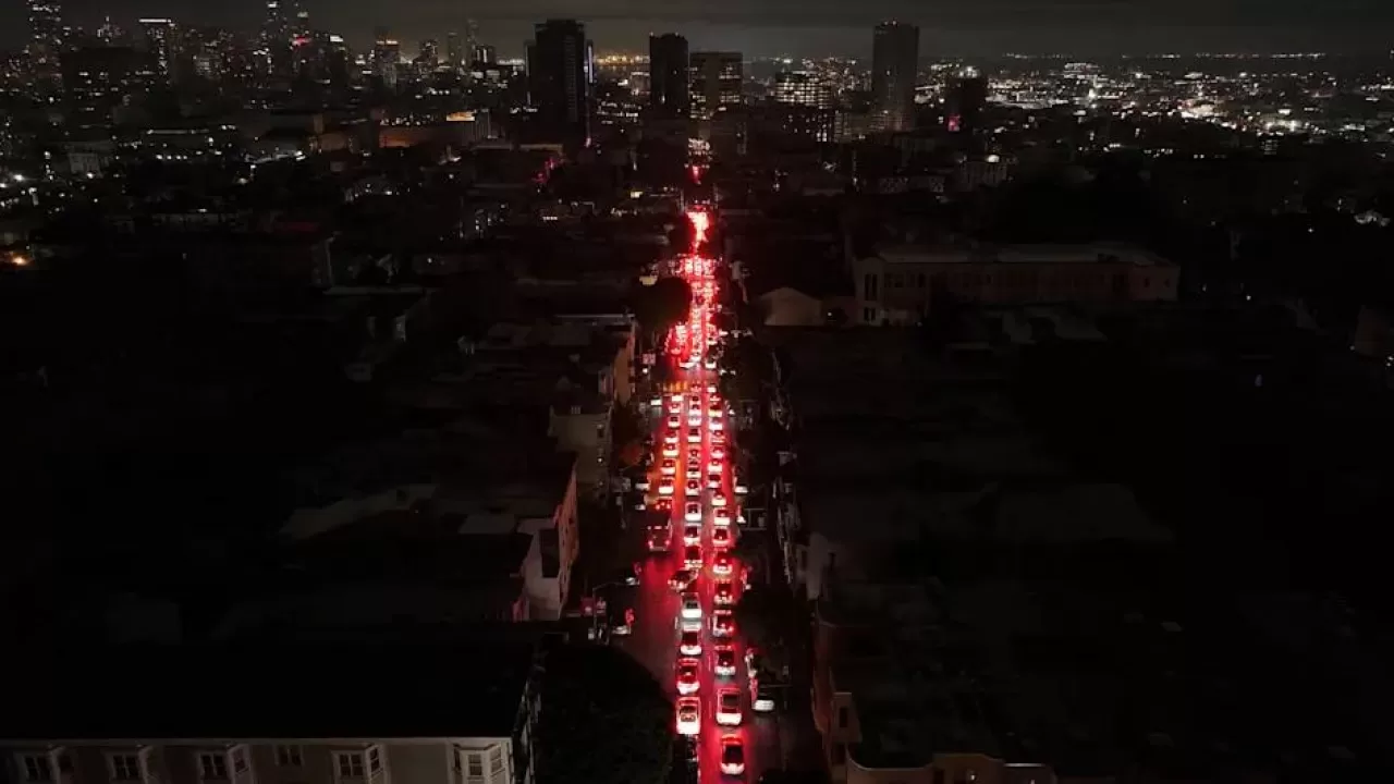 Блэкаут в Сан-Франциско: город погрузился в хаос 