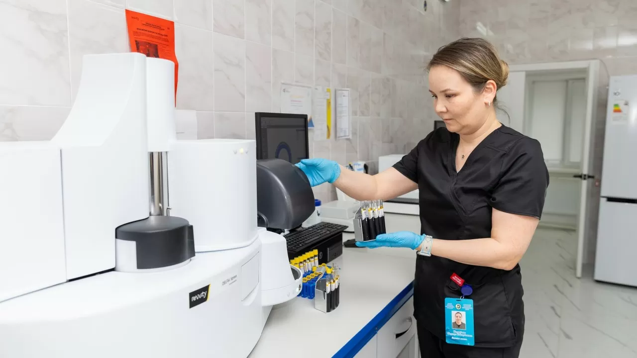  "Клиника одного дня" в Атырау: новые технологии генетического скрининга в действии