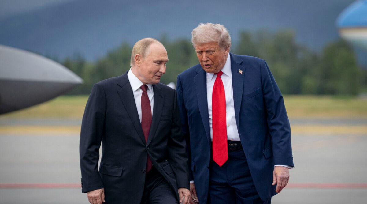 Трамп пен Путин тағы да телефон арқылы тілдесті