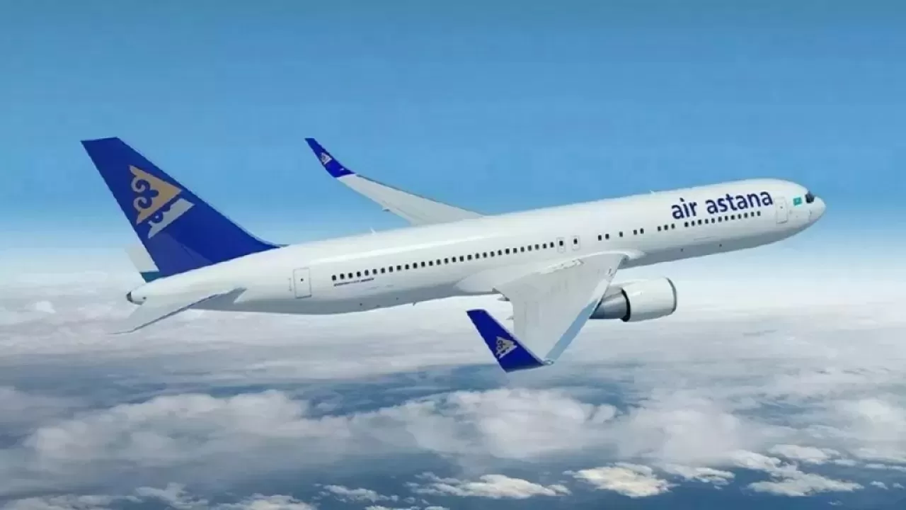 Вылетевший в Алматы самолет Air Astana вернулся обратно