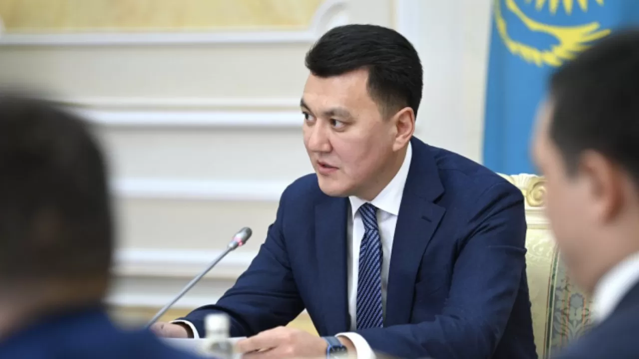 Ерлан Қарин: Кітап оқу мәдениетін қалыптастыру – қоғамның ортақ жауапкершілігі    