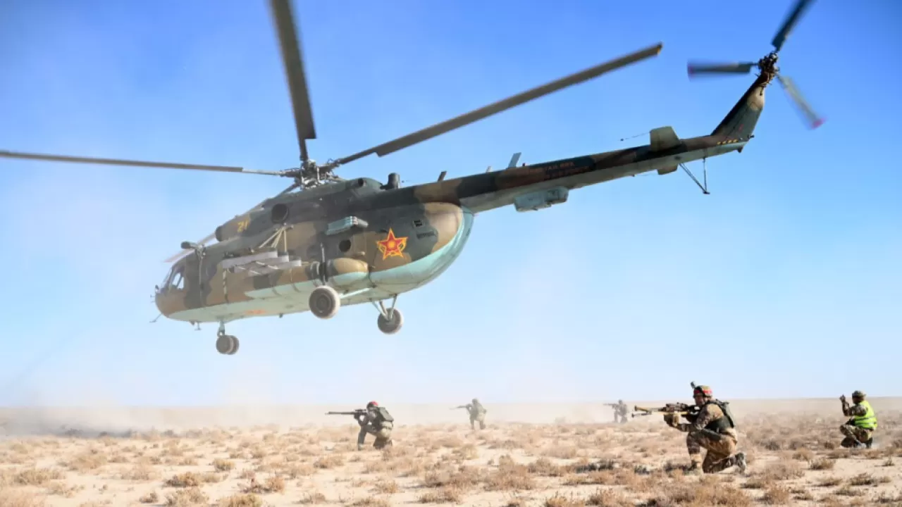 Ночные тренировки и маневры: итоги боевой подготовки казахстанской армии за 2025 год 