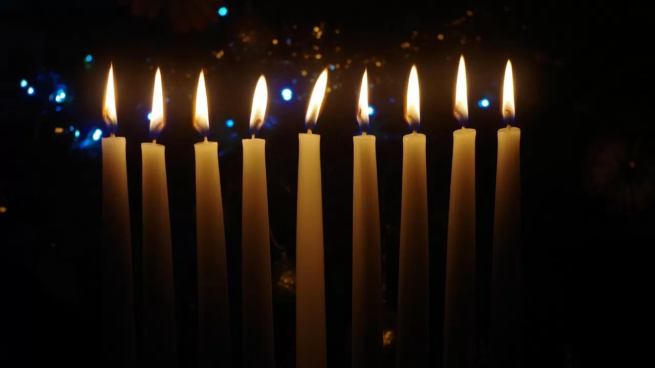 14 декабря: время поздравлений с Ханукой