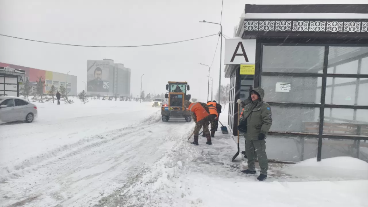 Месячная норма снега выпала за сутки в Костанае  