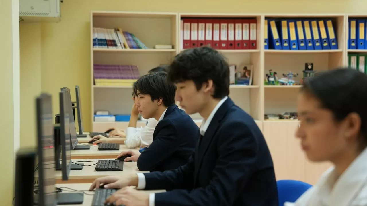 "Qarzhy Saqshysy": Елімізде қаржылық қауіпсіздікке арналған республикалық ойын өтті