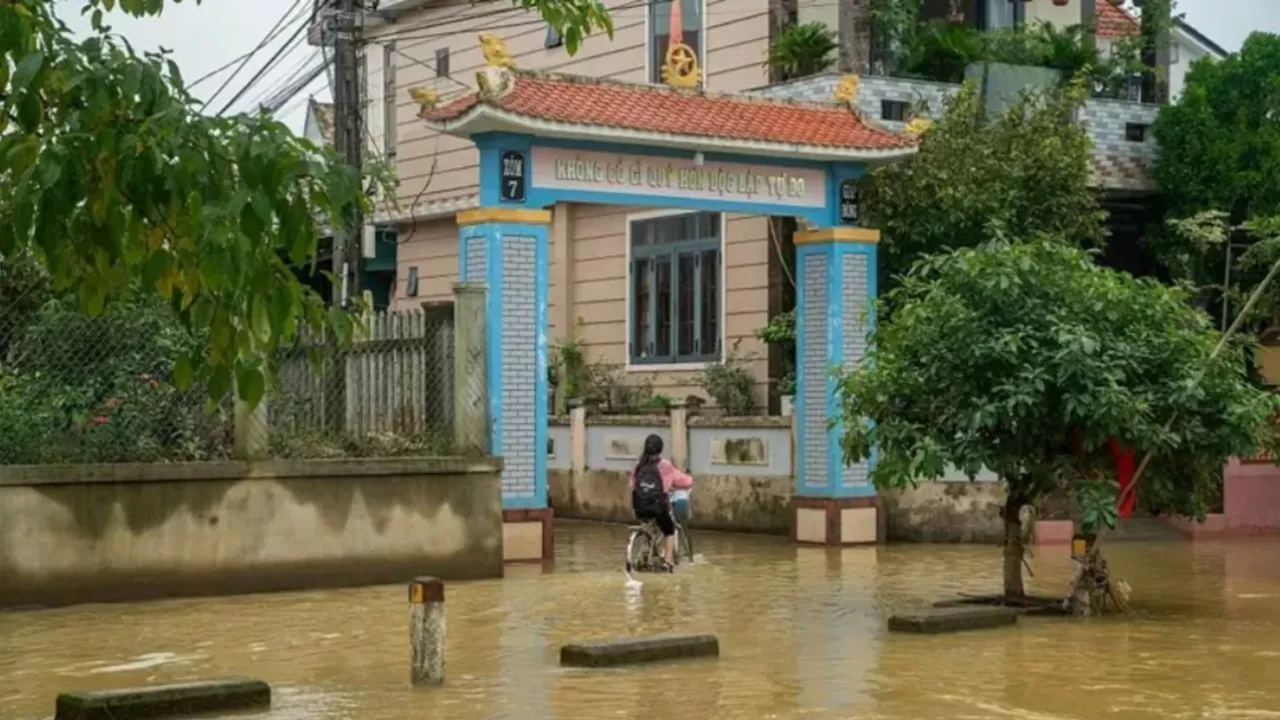 Вновь выросло число жертв наводнений в Индонезии 