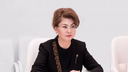 Аида Балаева архив қызметкерлерін кәсіби мерекесімен құттықтады