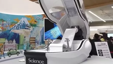 В Японии показали  "стиральную машину" для людей