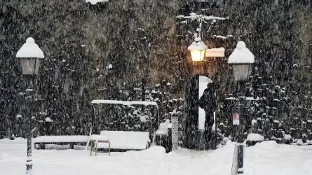 Декабрь в Казахстане: снег, метели и гололед