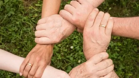 Увеличить размер пособий для матерей-героинь могут в соседней стране 