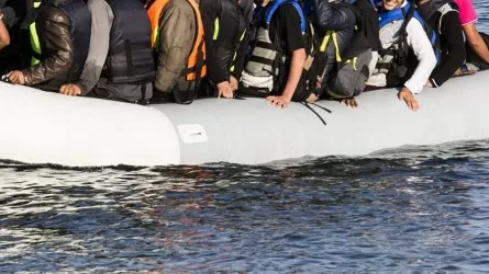 Около 20 человек погибли в Греции при крушении лодки с мигрантами