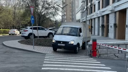 Алматинцы назвали самые опасные улицы города 