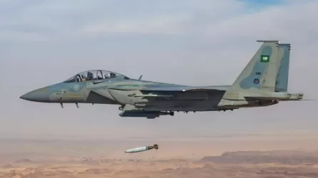 Сауд Арабиясы Йеменнің портына әуе соққысын жасады