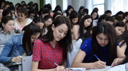 Елімізде білім алатын шетелдік студенттер саны 35 мыңнан асты