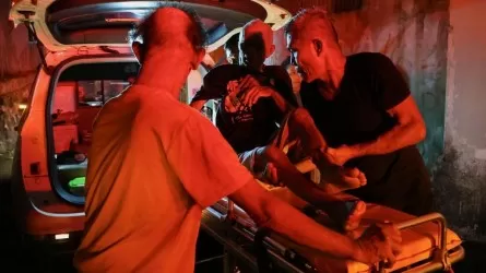 Индонезияда қарттар үйінен өрт шығып, 16 адам қаза тапты