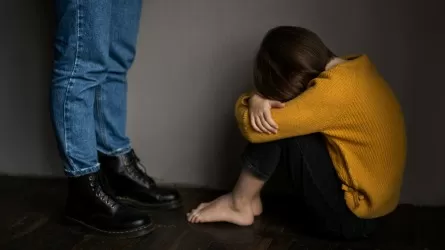 Шесть лет отчим издевался над пасынками в Жамбылской области