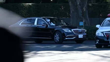 Как встретили президента Казахстана в Императорском дворце 