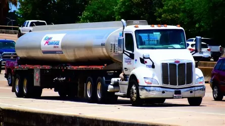 Схему хищения топлива на железной дороге пресекли в Костанае  