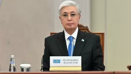 Токаев предложил внедрить искусственный интеллект в работу ЕАЭС и устранить барьеры на границах