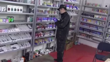 Павлодарда құны 400 млн теңге тұратын заңсыз вейп сатқандар ұсталды