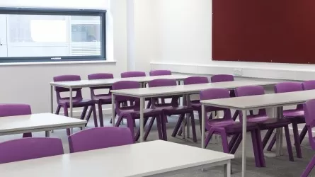 Кадровый дефицит и &laquo;мертвые души&raquo;: проблемы образования обсудили в Алматы 