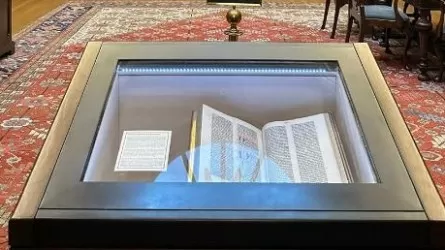 В Гарварде казахстанцы осваивают цифровизацию рукописей 