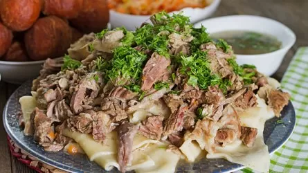 Бешбармак отменяется? Как не отпугнуть удачу из-за новогоднего меню