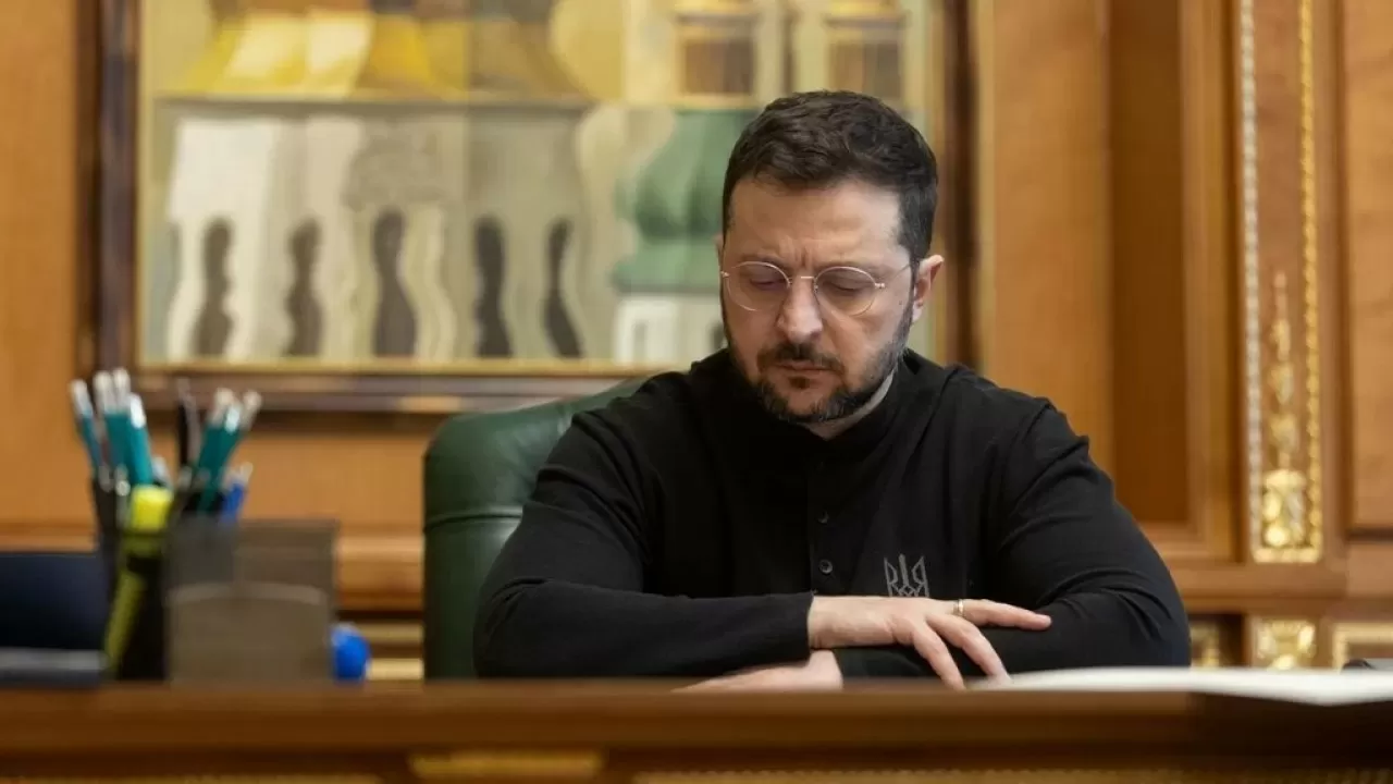 Зеленский в Берлине отвергает компромисс по Донбассу  