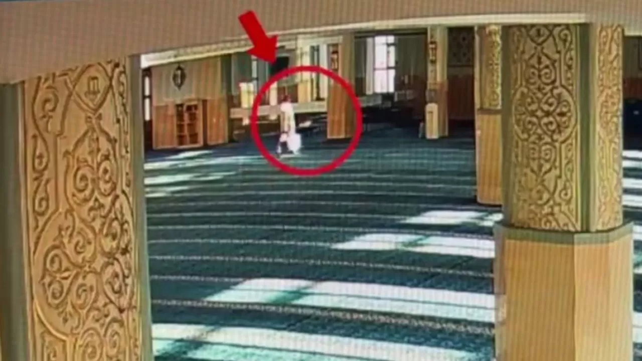 ШҚО-да тегін тамақ алуға барған әйел мешітте ұрлық жасаған