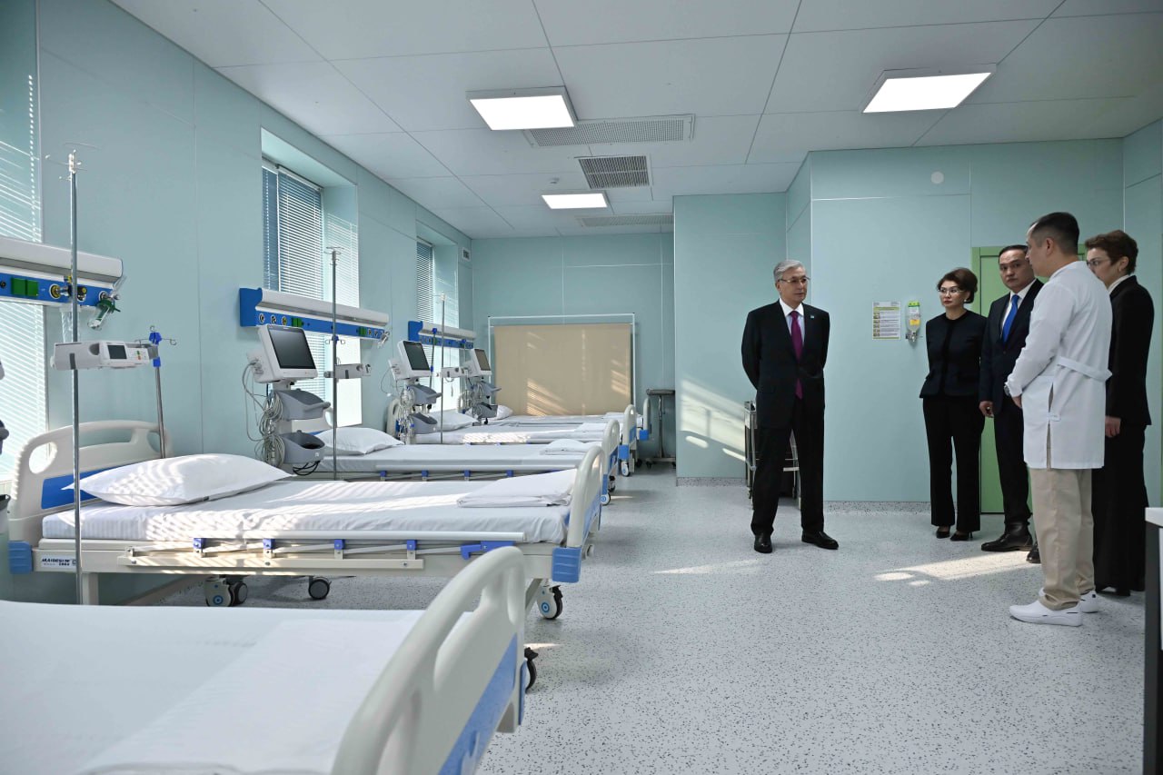 Қасым-Жомарт Тоқаев Тараздағы аритмология клиникасының жұмысымен танысты