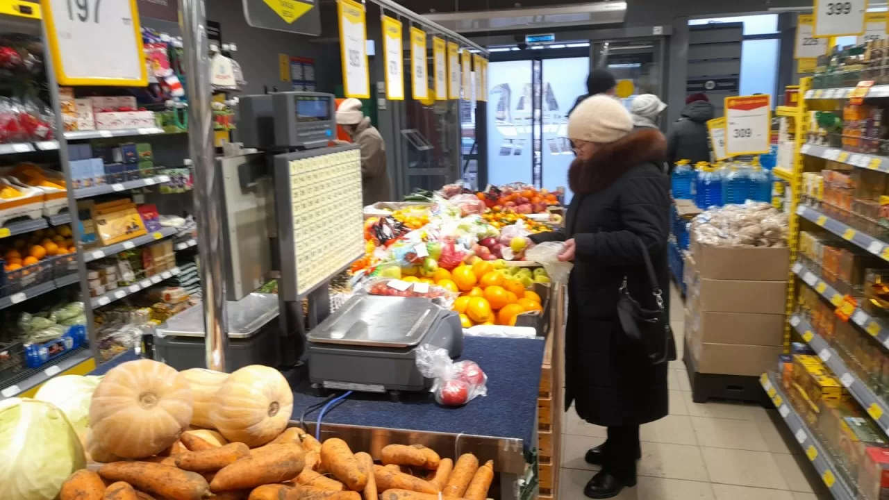 В Актобе меняют ценники на продовольствие 