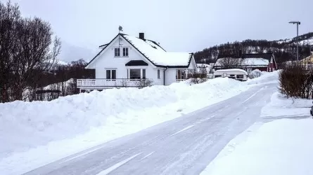 Сколько раз в феврале закрывали дороги Казахстана? 