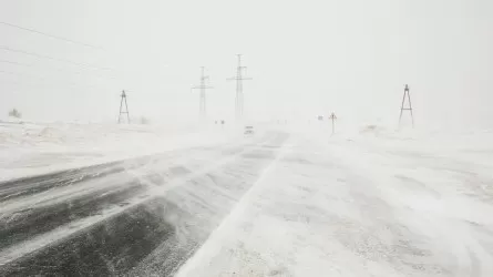 Еліміздің бірнеше өңірінде тасжолдар жабылды