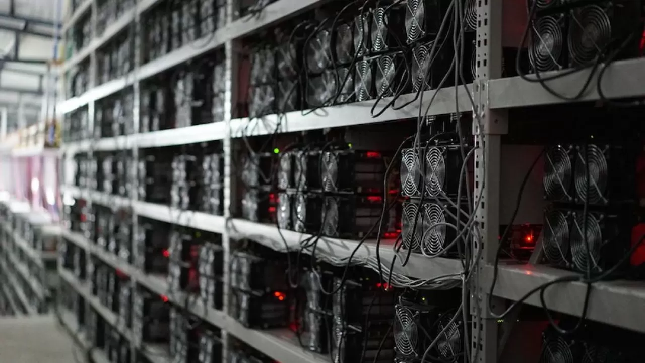 Астанада заңсыз майнинг: 900 миллион теңгеден астам мүлік тәркіленді