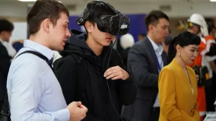 Сколько профориентаторов будут работать в школах Казахстана 