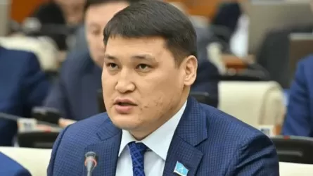 «Өз аяғымен жүріп жүр»: Руслан Берденовтің қазіргі жағдайы белгілі болды